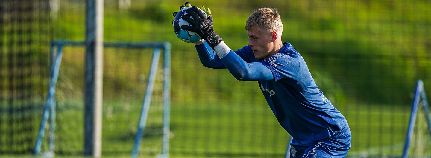 Lukas Hornicek líder de superdefesas na Liga 3 1