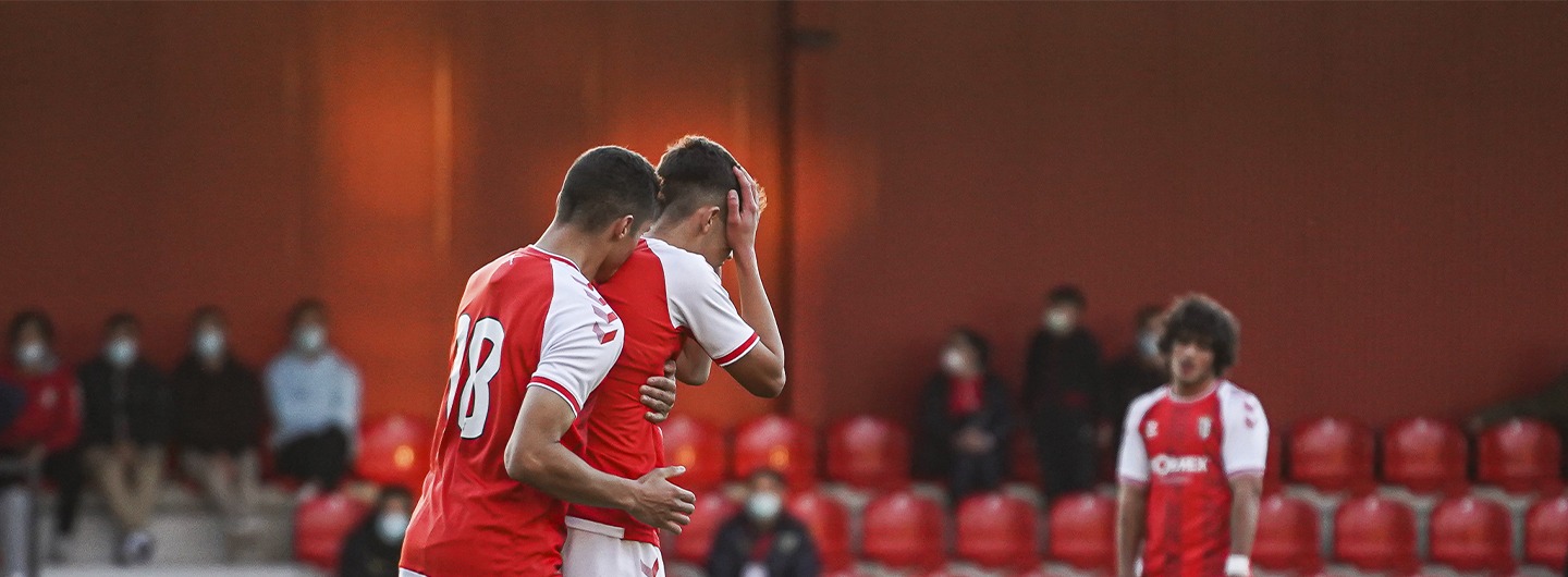 Sub-19 derrotados em Guimarães