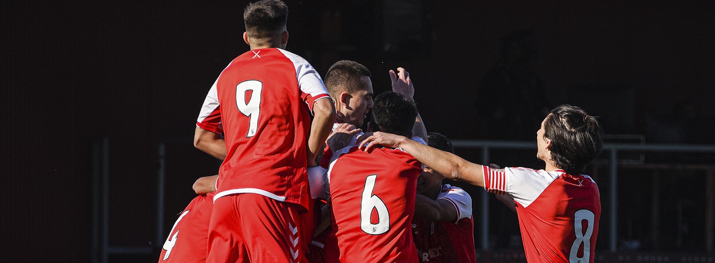 Sub-17 assumem a liderança 1