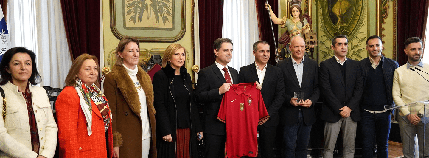 Fábio Cecílio e Tiago Brito homenageados na CM Braga 5