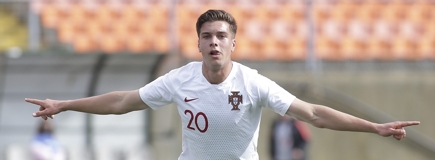 Gverreiros na goleada da Seleção Sub17