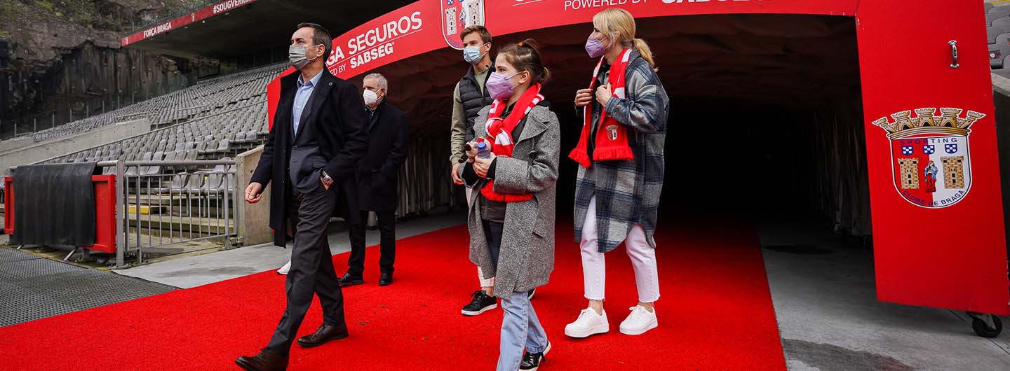 Natalia, Varya and Bohdan: The Cossaks 1